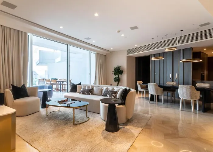 South Residence Five Palm - Luxurious Three Bedroom