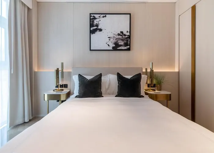 South Residence Five Palm - Luxurious Three Bedroom